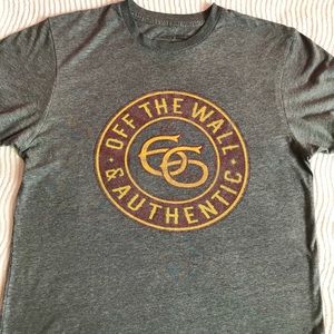 Great quality men’s grey vans off the wall tshirt